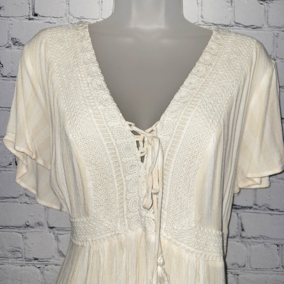 Torrid Cream Lace-Up Blouse - Picture 3 of 4